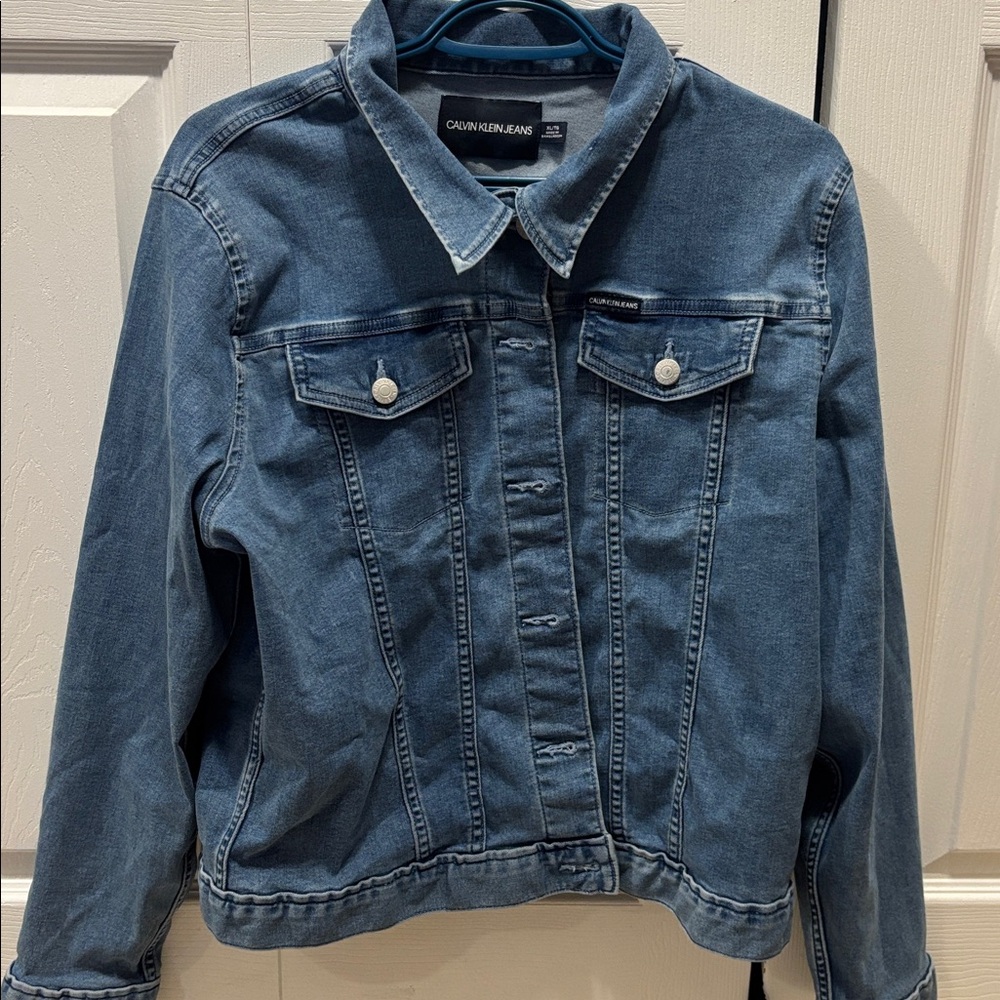 Calvin Klein Jeans Light Wash Denim Jacket XL Stretch Trucker Jacket